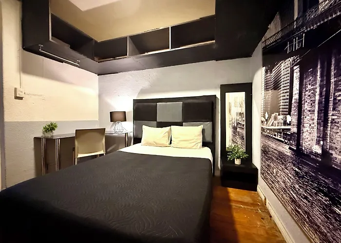 Roomies Condesa Ostello *