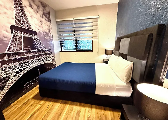 Roomies Condesa Ostello *